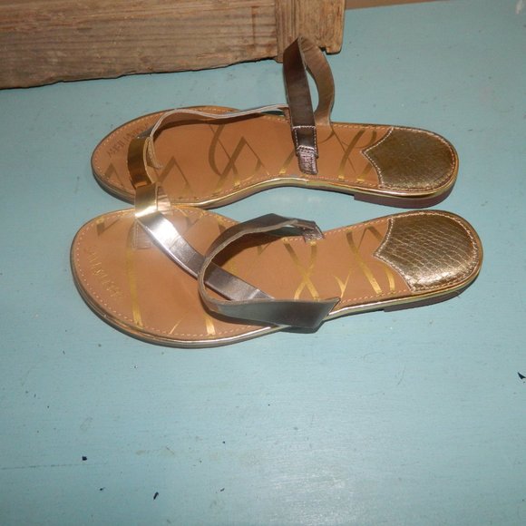Sam & Libby Gold & Silver Toe Sandal Size 6.5 - Picture 3 of 5